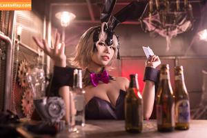 Arty Huang photo #0108