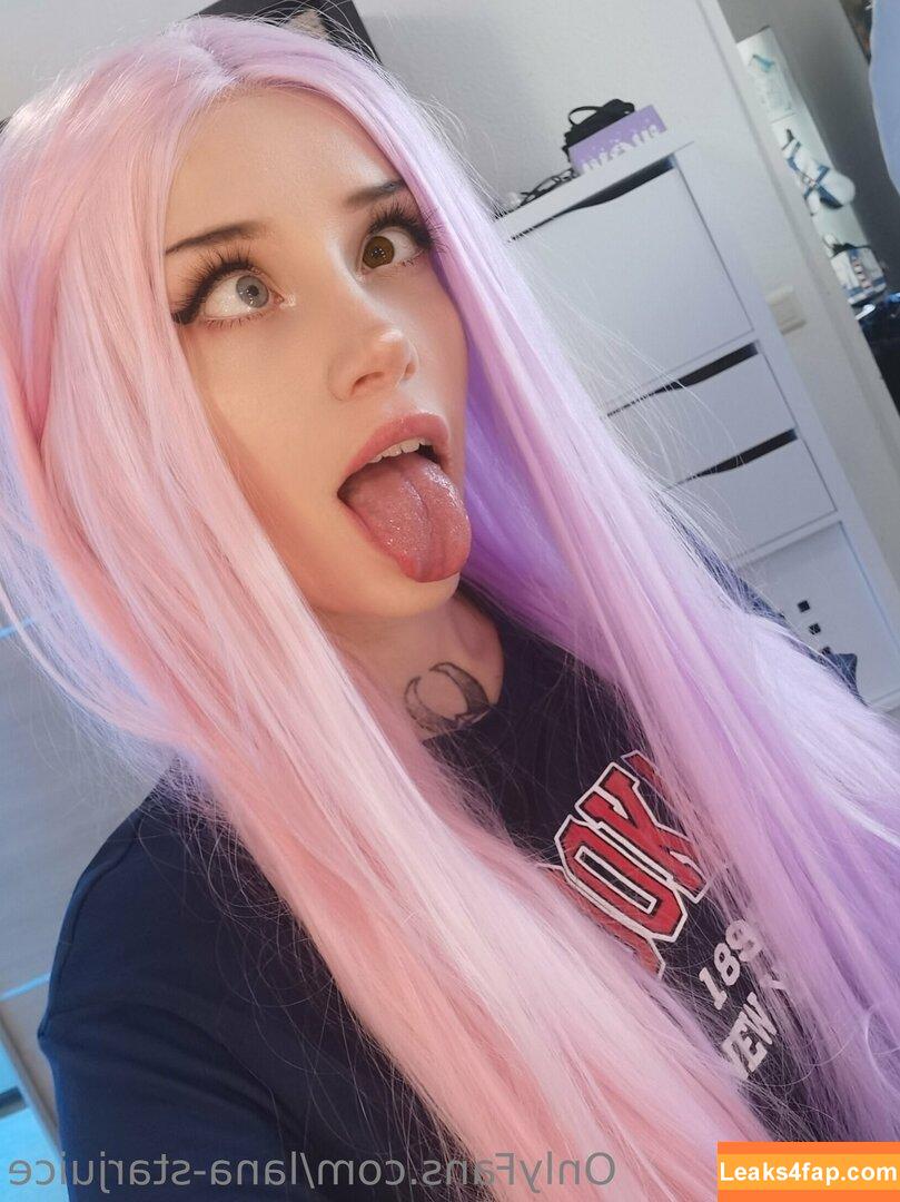 arueshalae /  leaked photo photo #0025