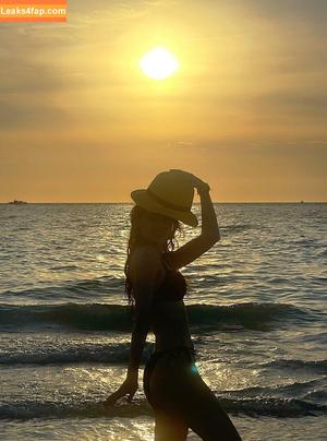Aruuu photo #0403