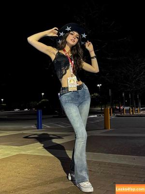 Aruuu photo #0484