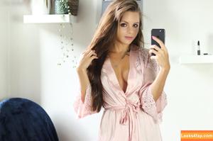Arya LaRoca photo #0066