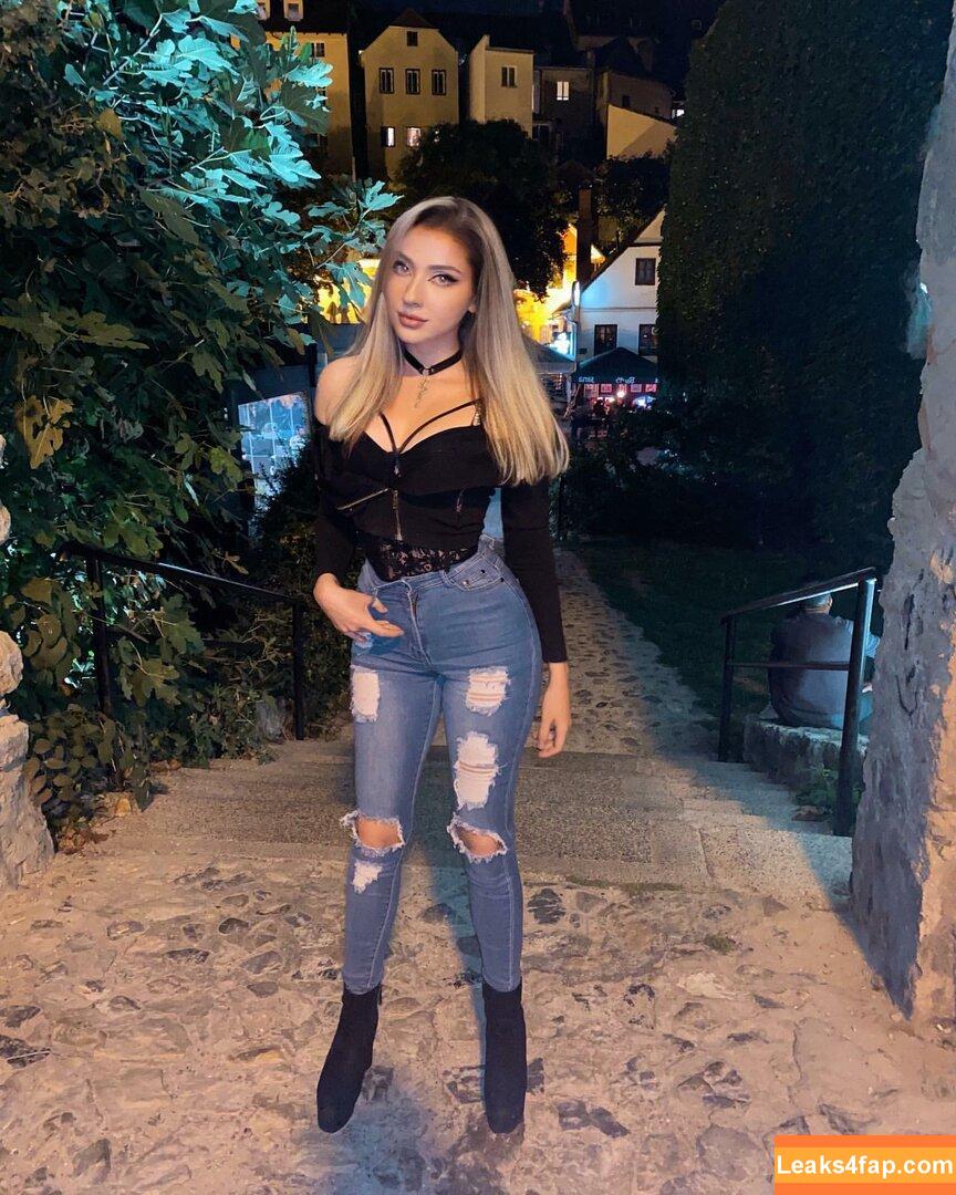 aryssa614 /  leaked photo photo #0013