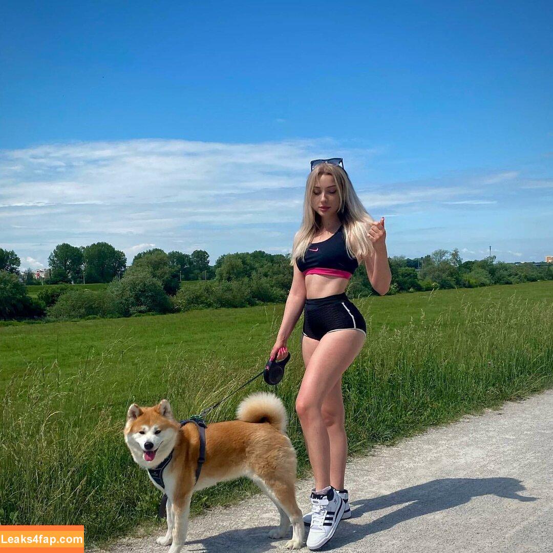 aryssa614 /  leaked photo photo #0017