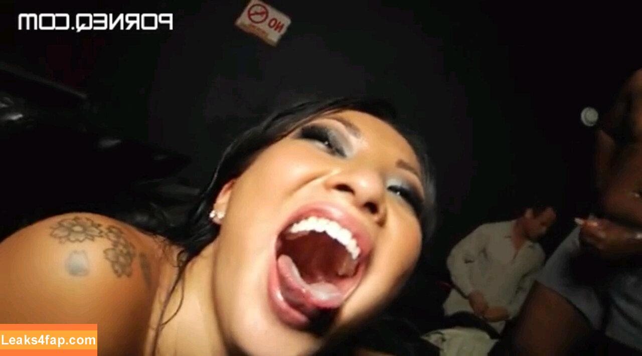 Asa Akira / asaakira / asahole leaked photo photo #0367