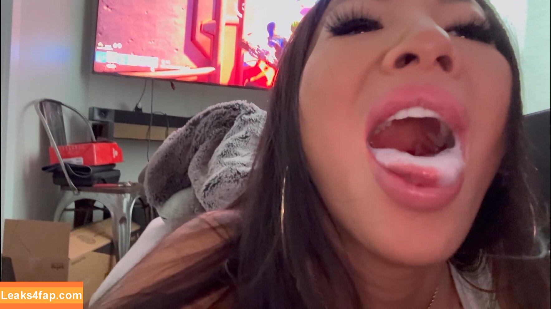 Asa Akira / asaakira / asahole leaked photo photo #1100