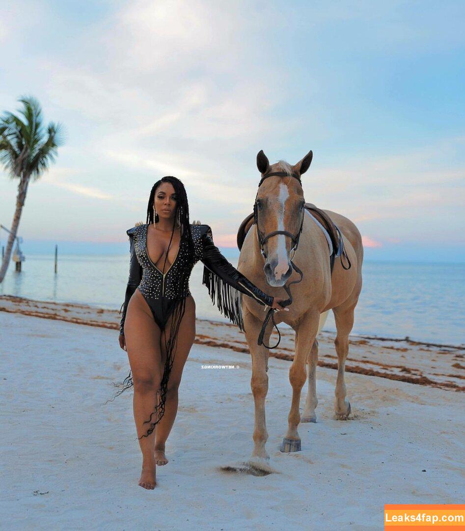 Ashanti / shawnababyxxx leaked photo photo #0051