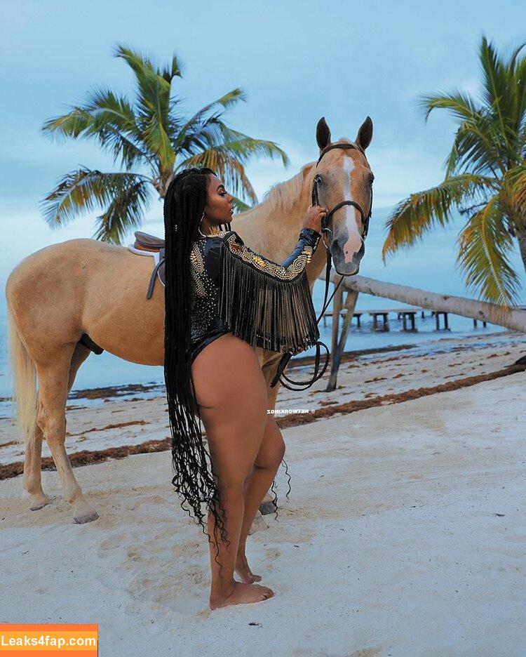 Ashanti / shawnababyxxx leaked photo photo #0053