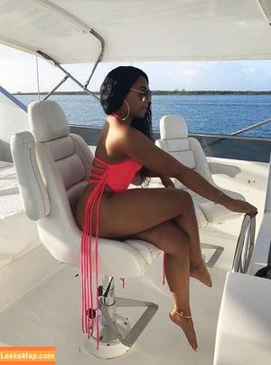 Ashanti photo #0008