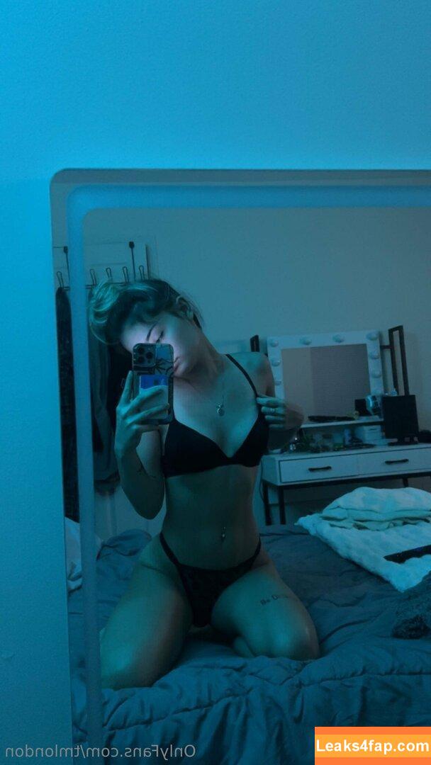 ashdolan1 / Asher.kuehn / aislingdolan1 leaked photo photo #0025