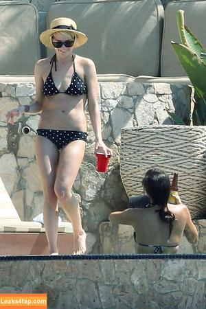 Ashlee Simpson Ross фото #0007