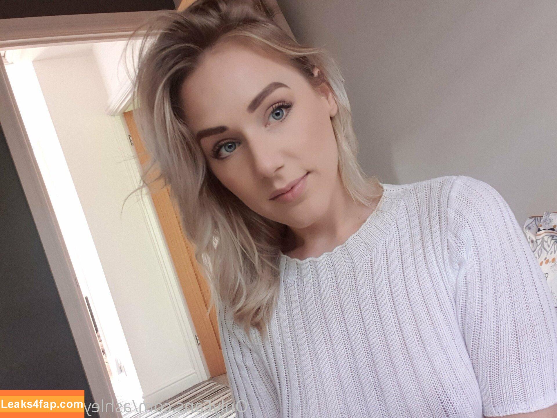 Ashley Ashton / aka Aston Wilde / ashleyashton222 leaked photo photo #0290