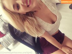 Ashley Ashton photo #0335