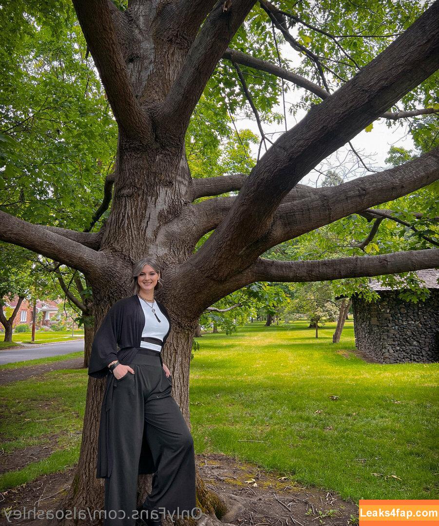 Ashley Barron / AlsoAshley / AlsoAshleyB / https: leaked photo photo #1588