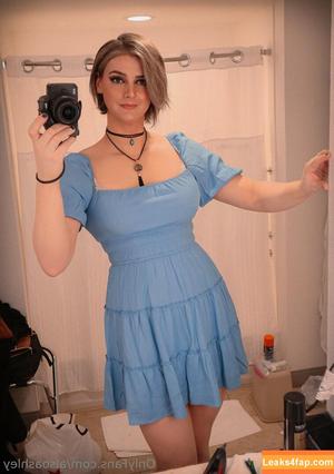 Ashley Barron photo #1725