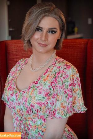 Ashley Barron photo #1777