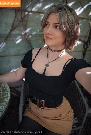 Ashley Barron photo #1830