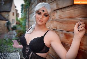 Ashley Barron photo #1840