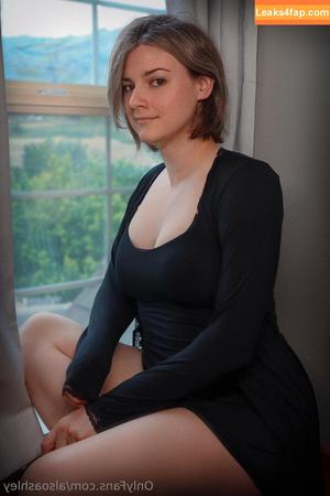 Ashley Barron photo #1856