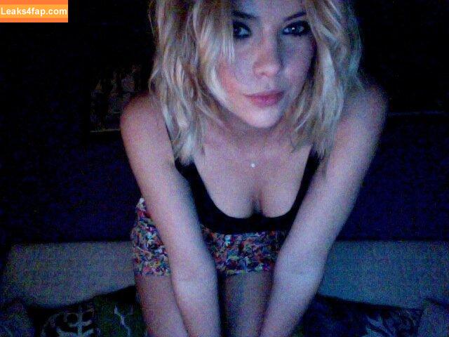 Ashley Benson / AshBenzo / ashleybenson leaked photo photo #0047