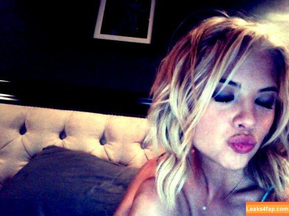 Ashley Benson / AshBenzo / ashleybenson leaked photo photo #0048