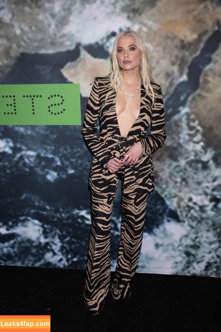 Ashley Benson / AshBenzo / ashleybenson leaked photo photo #0066