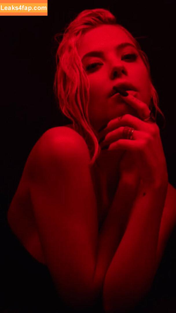 Ashley Benson / AshBenzo / ashleybenson leaked photo photo #0070