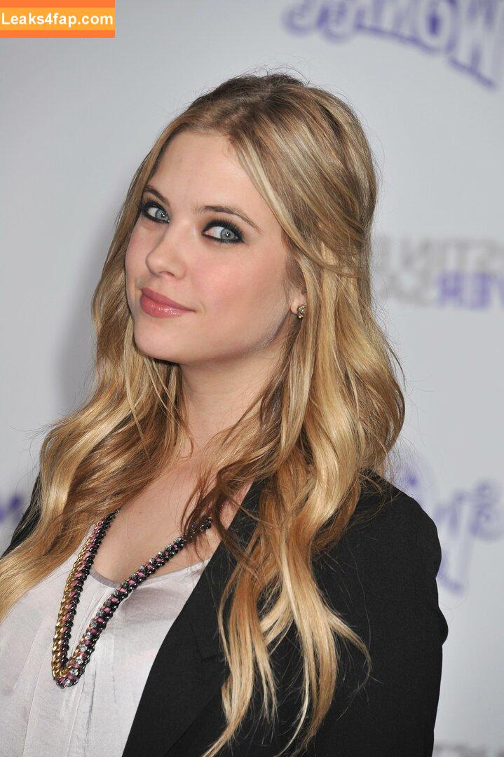 Ashley Benson / AshBenzo / ashleybenson leaked photo photo #0109