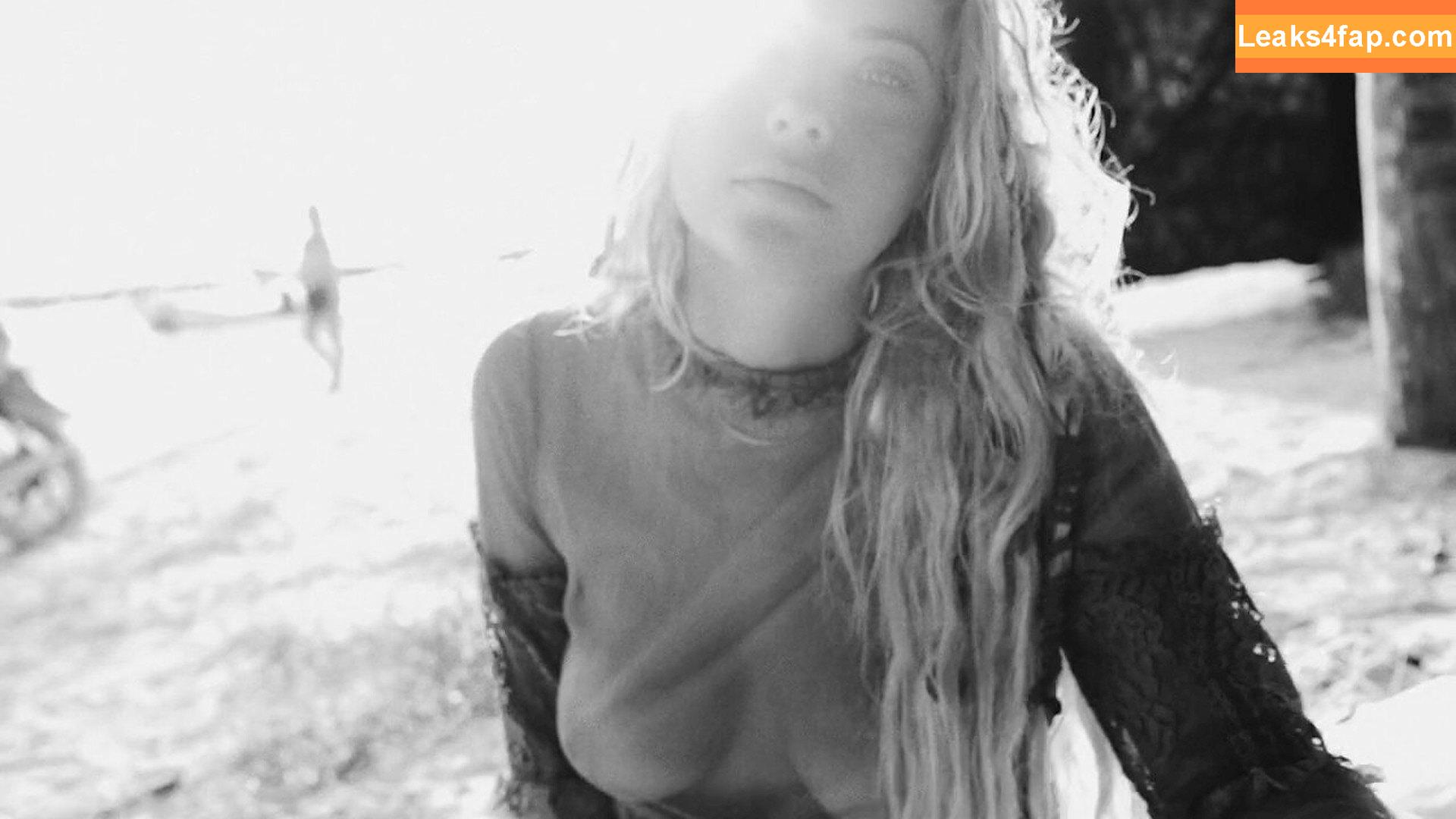 Ashley Benson / AshBenzo / ashleybenson leaked photo photo #0207