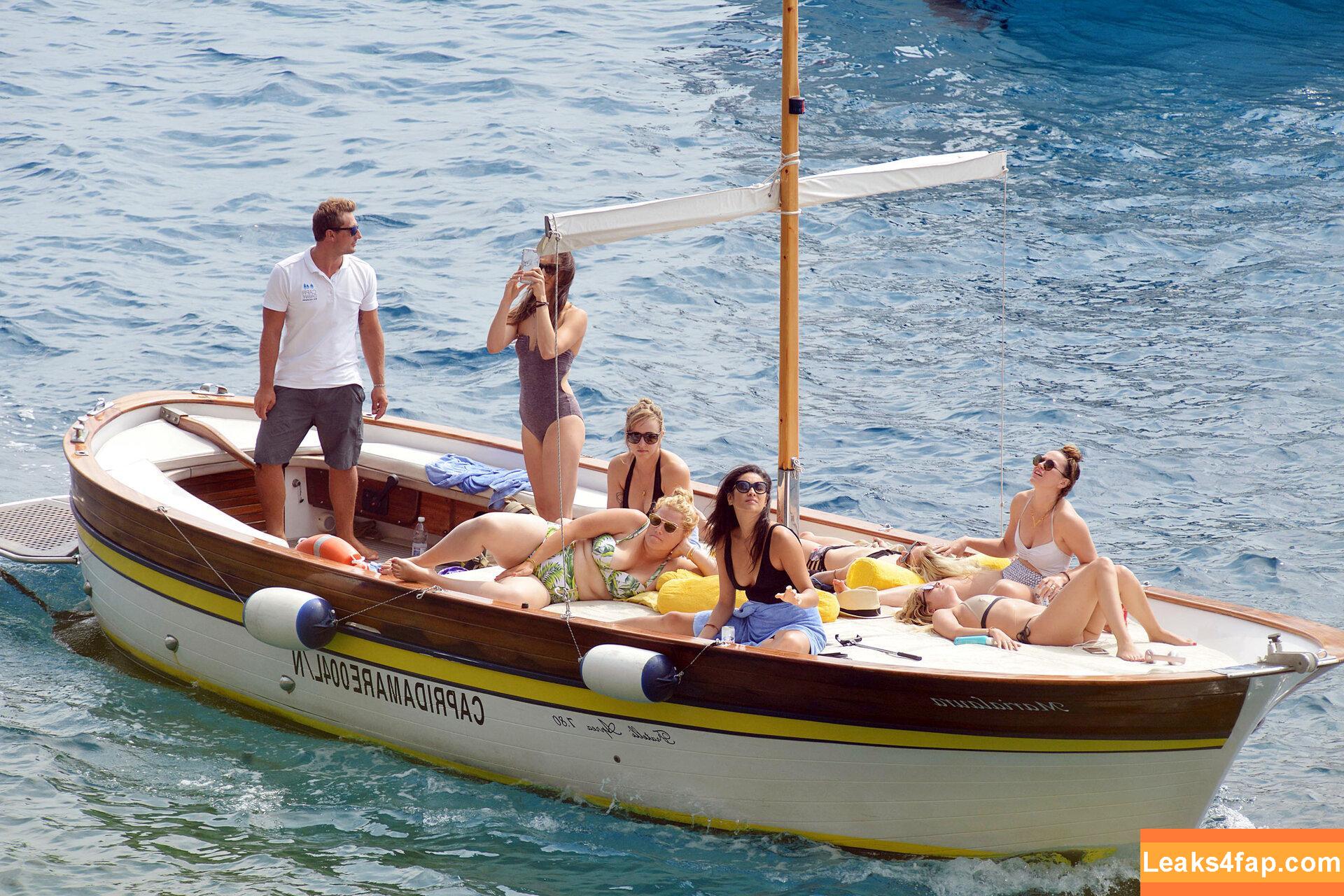 Ashley Benson / AshBenzo / ashleybenson leaked photo photo #0217