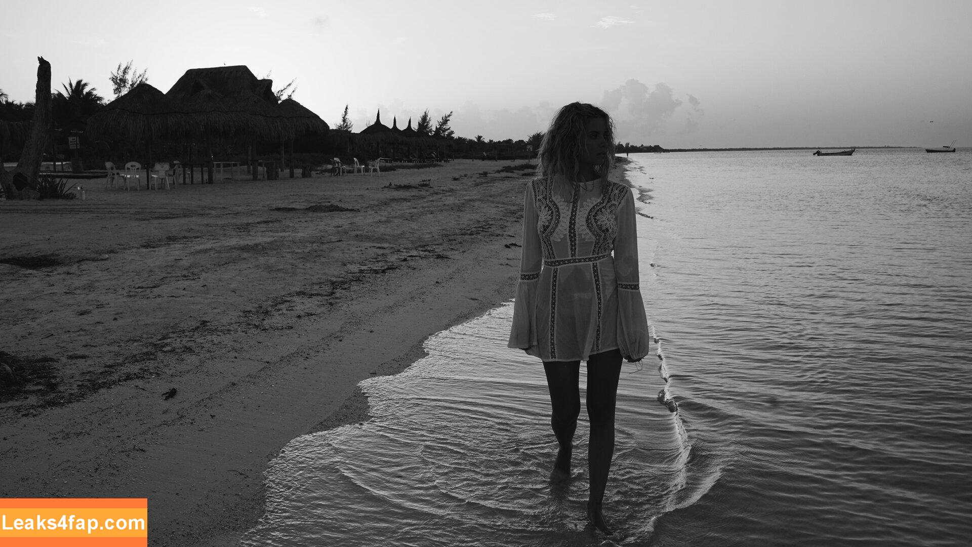 Ashley Benson / AshBenzo / ashleybenson leaked photo photo #0227