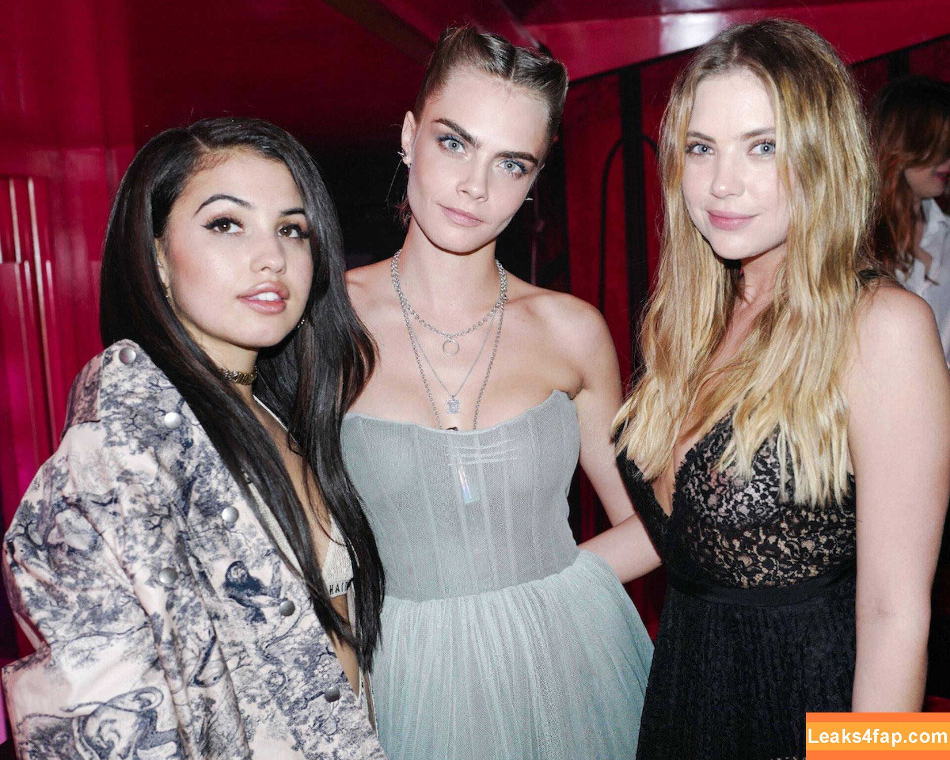 Ashley Benson / AshBenzo / ashleybenson leaked photo photo #0270