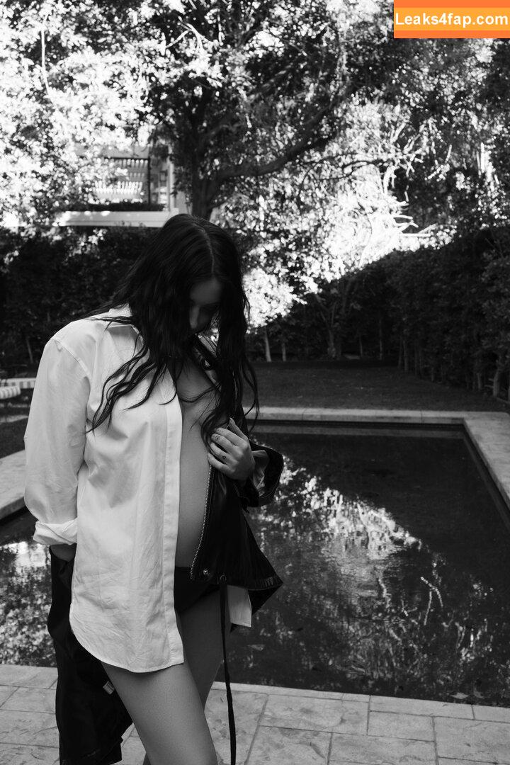 Ashley Benson / AshBenzo / ashleybenson leaked photo photo #0276