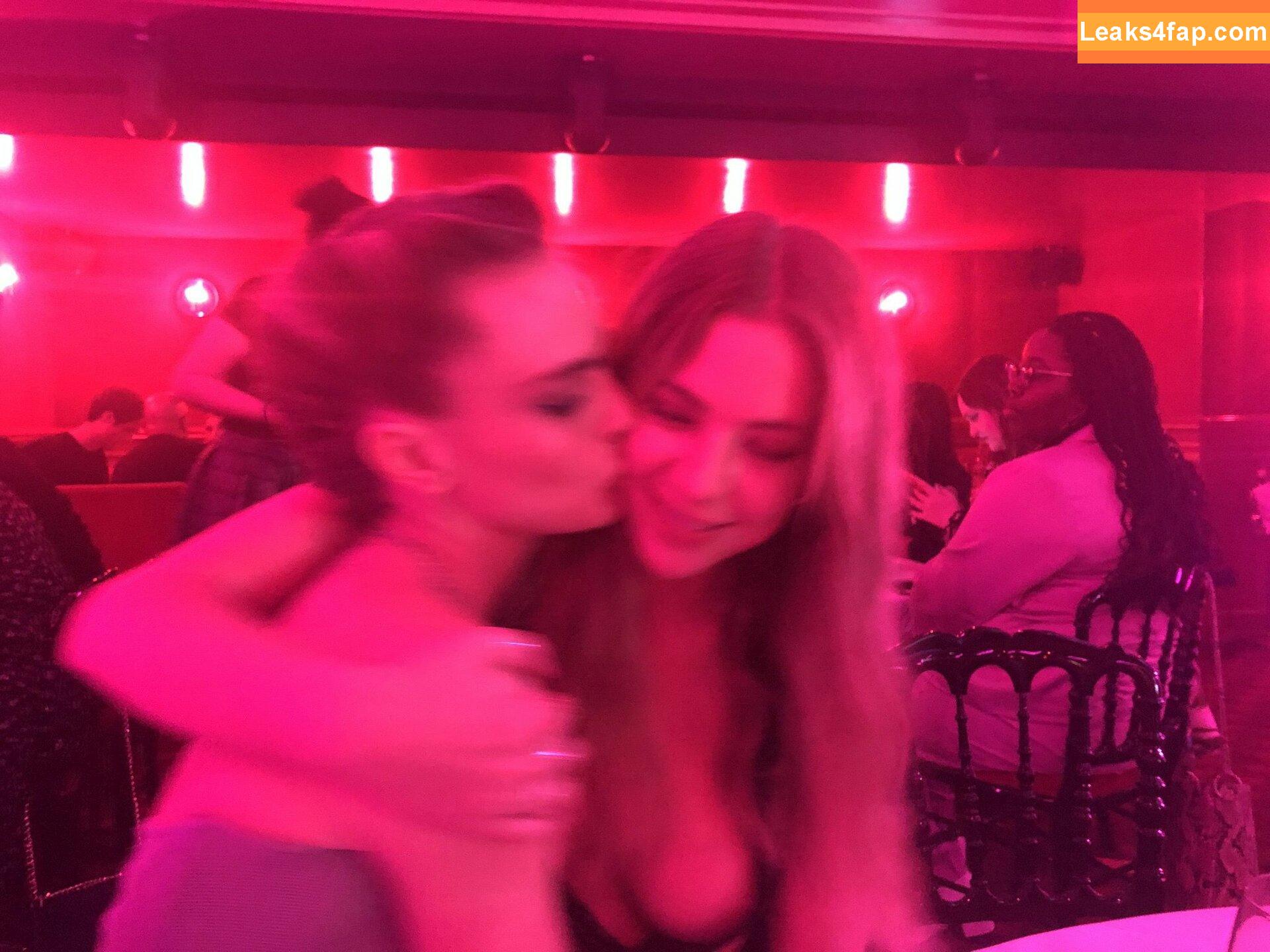 Ashley Benson / AshBenzo / ashleybenson leaked photo photo #0317