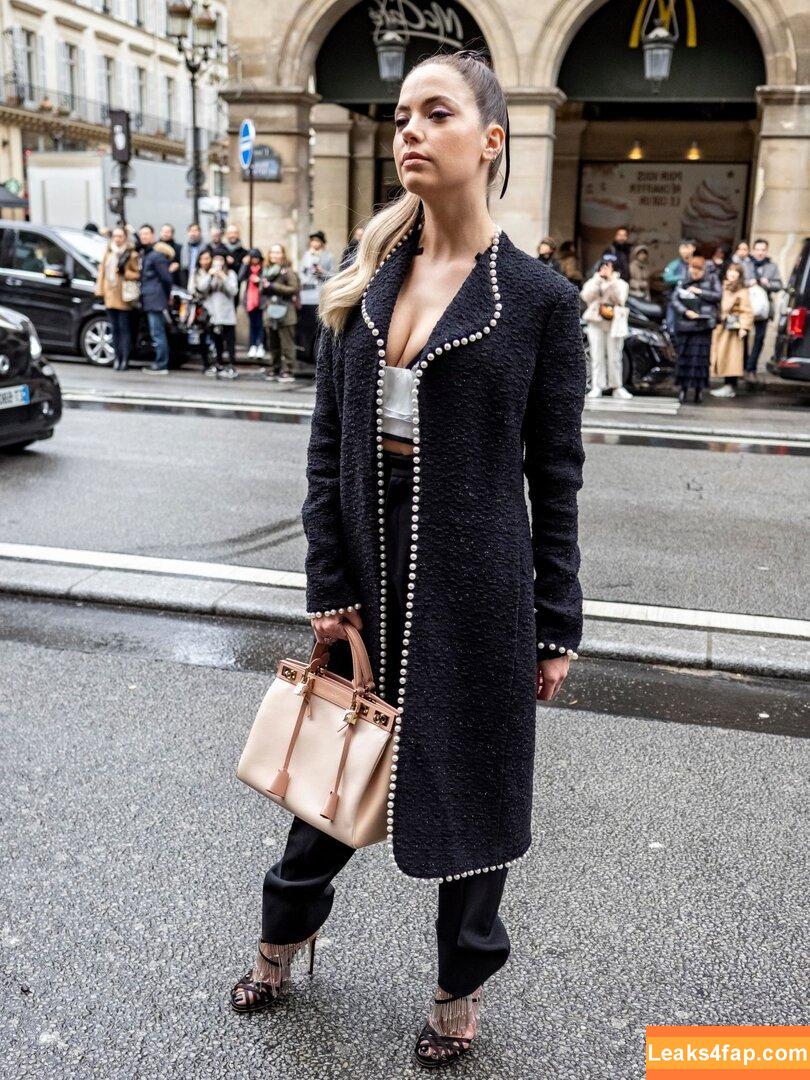 Ashley Benson / AshBenzo / ashley_benson1 / ashleybenson leaked photo photo #0527