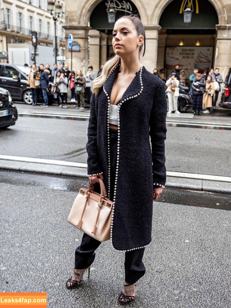 Ashley Benson / AshBenzo / ashley_benson1 / ashleybenson leaked photo photo #0577