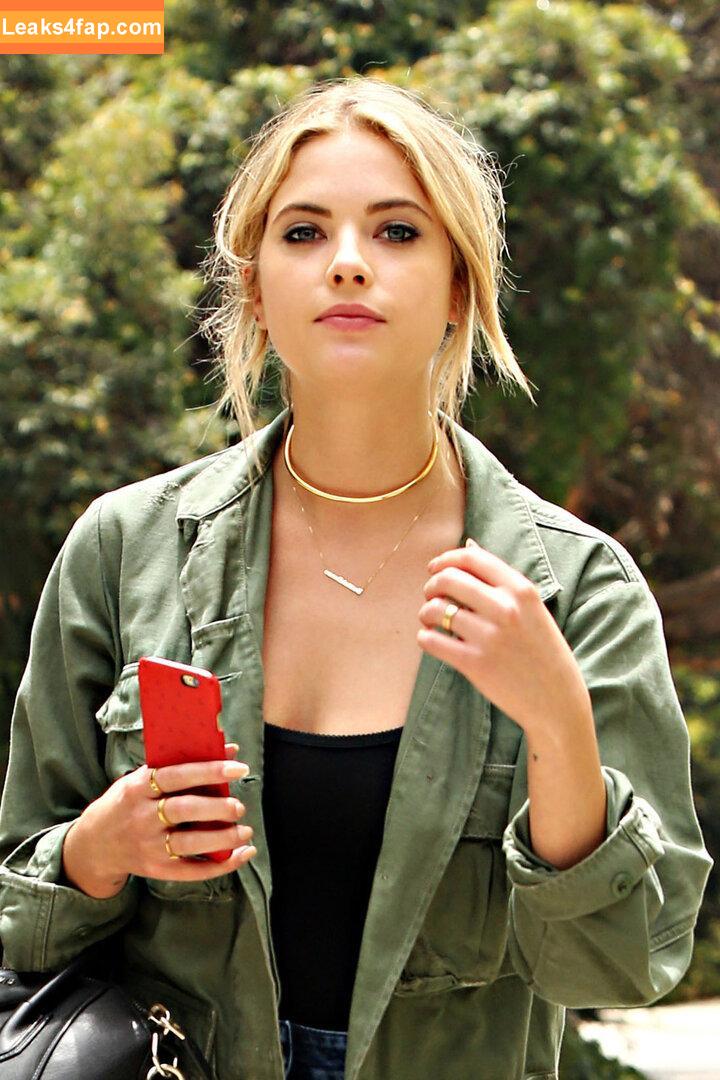 Ashley Benson / AshBenzo / ashley_benson1 / ashleybenson leaked photo photo #0578
