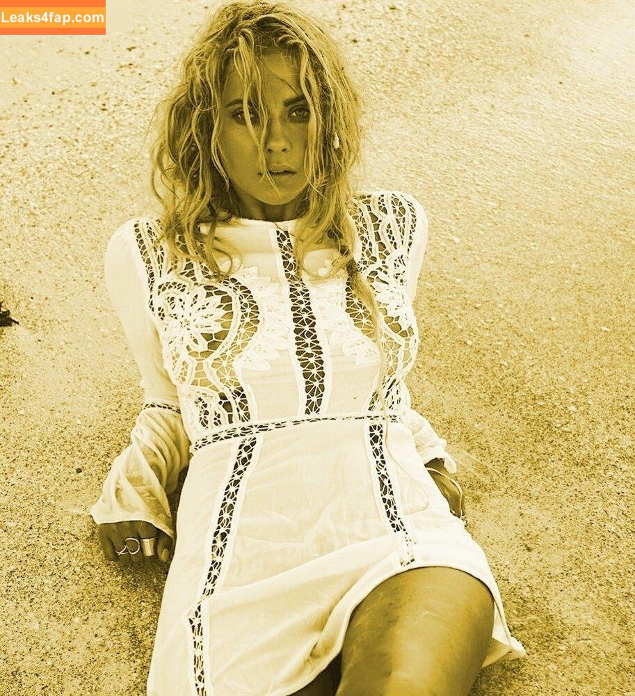 Ashley Benson / AshBenzo / ashley_benson1 / ashleybenson leaked photo photo #0672