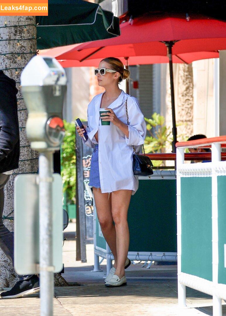 Ashley Benson / AshBenzo / ashley_benson1 / ashleybenson leaked photo photo #0693