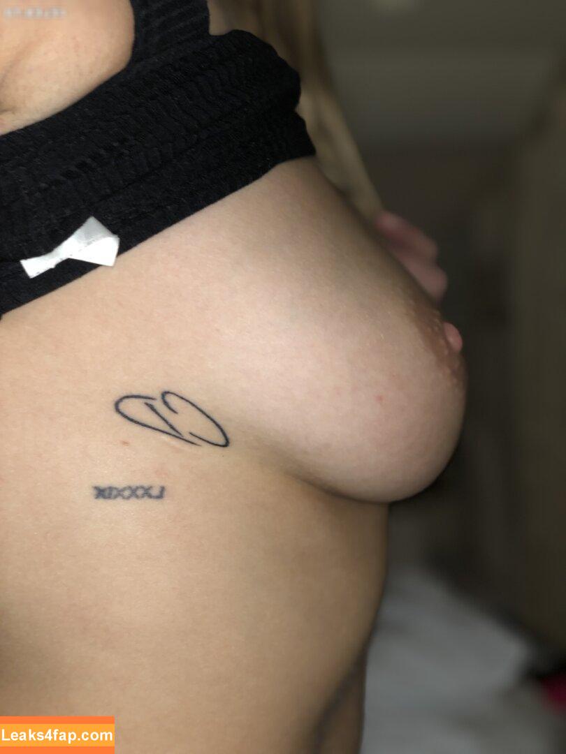 Ashley Benson / AshBenzo / ashley_benson1 / ashleybenson leaked photo photo #0785