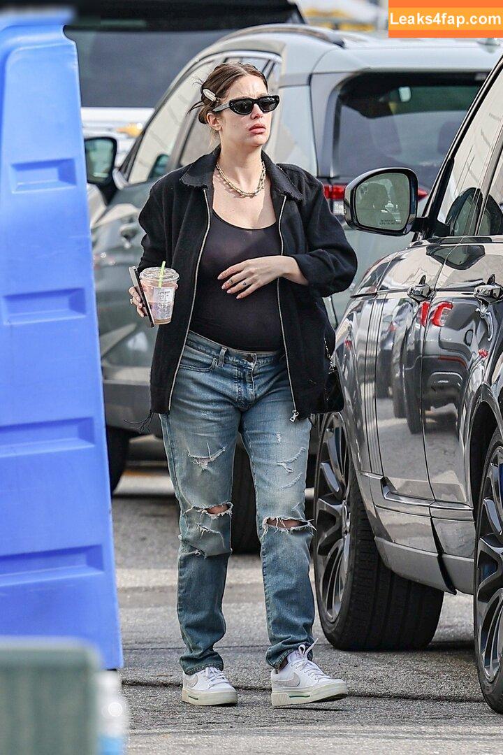 Ashley Benson / AshBenzo / ashley_benson1 / ashleybenson leaked photo photo #0840