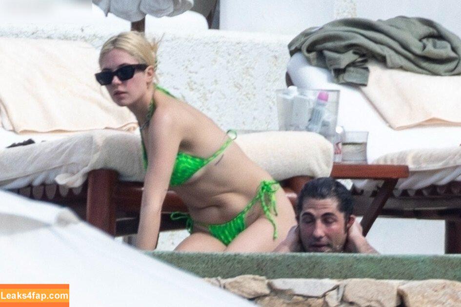 Ashley Benson / AshBenzo / ashley_benson1 / ashleybenson leaked photo photo #0888