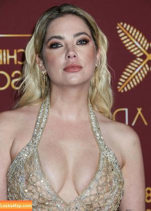 Ashley Benson photo #0005