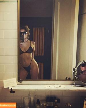 Ashley Benson photo #0012