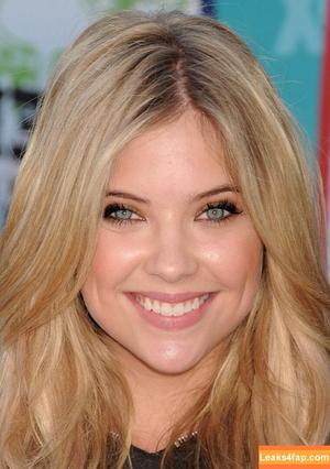 Ashley Benson photo #0098