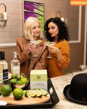 Ashley Benson photo #0177