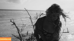 Ashley Benson photo #0231