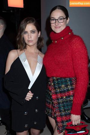 Ashley Benson photo #0470