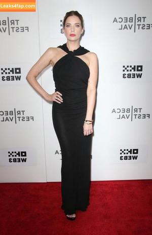 Ashley Benson photo #0740