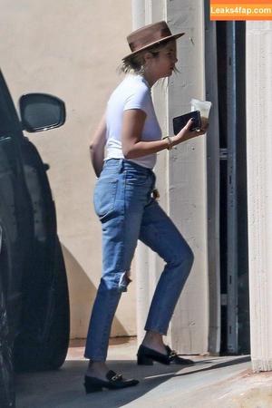 Ashley Benson photo #1154