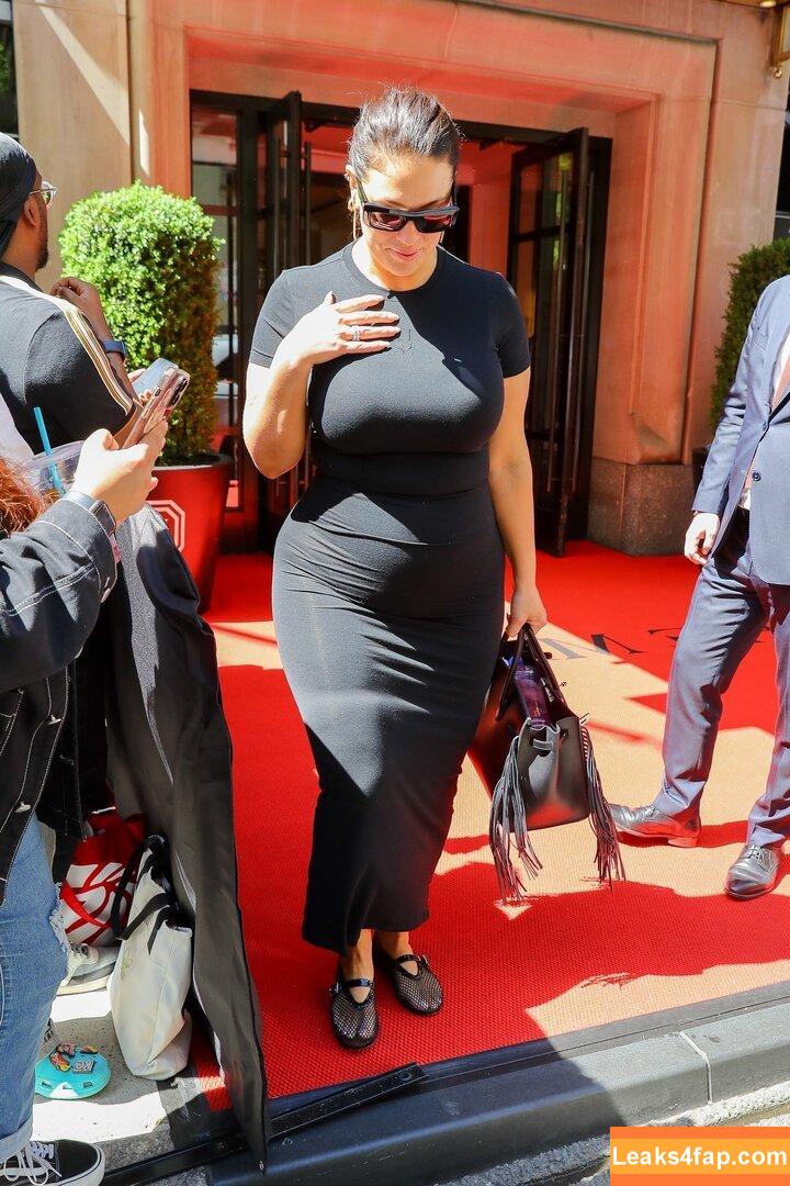 Ashley Graham / AshleyGraham / ashley-graham / theashleygraham leaked photo photo #0886
